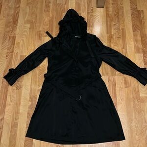 Mycra Pac One knee length lightweight front zip raincoat. Sz 1SM Black w tote